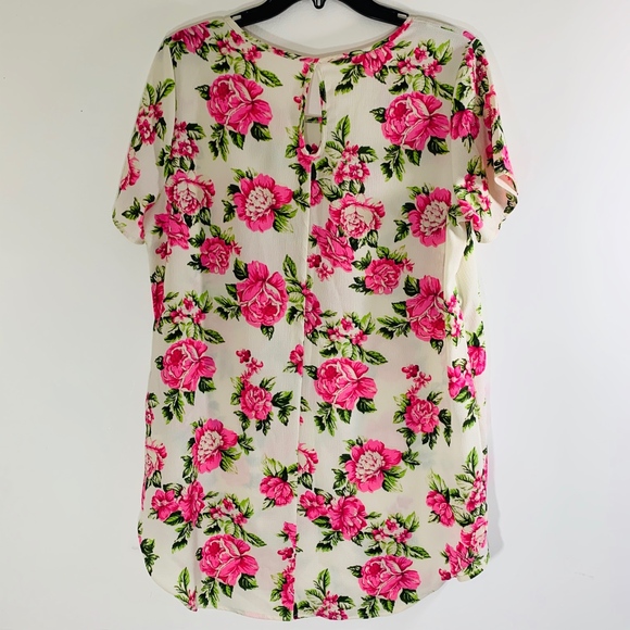 Rose Floral Tunic Tee; L - Picture 2 of 3